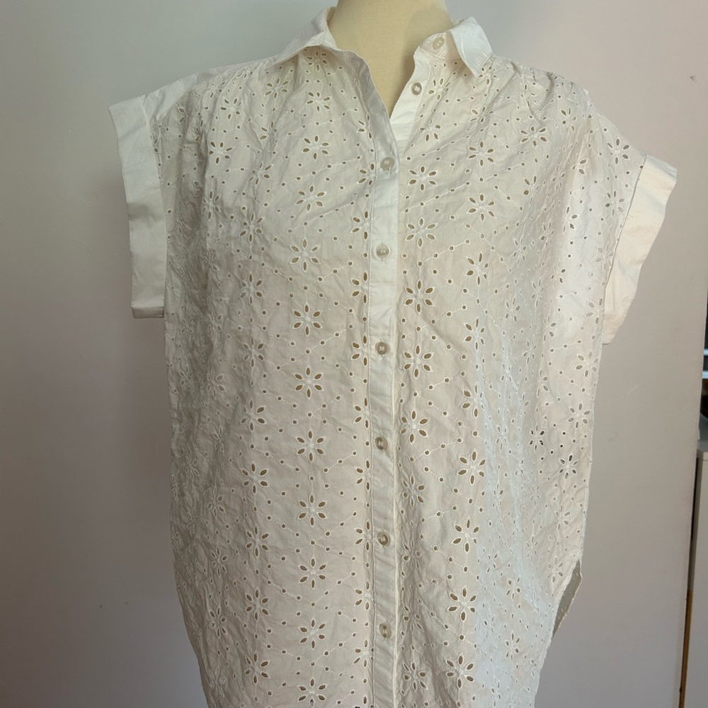 Cap Sleeve Gap Blouse - Picture 4 of 7